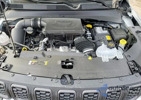 2025 Jeep Compass Trailhawk z USA, uszkodzony, nr VIN 3C4NJDDN4ST570749